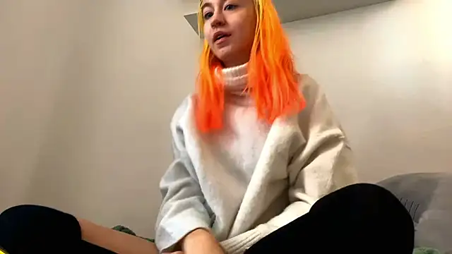 EmilyHein 即時 XXX 聊天