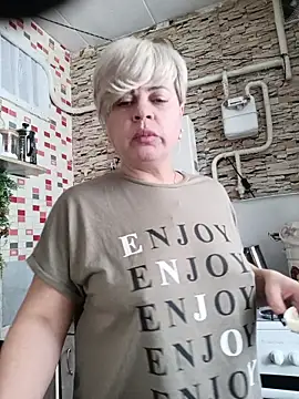 MilkySky 现场XXX聊天