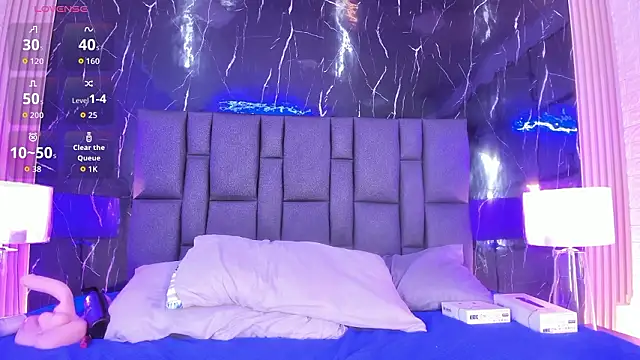 BustyGlow Show Webcam