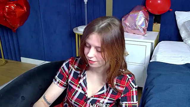 XXX chat uživo modela FreyaVey