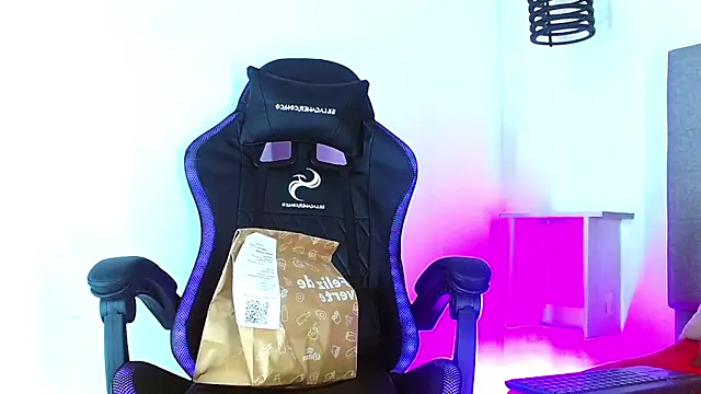 Rick_Wade Live XXX-chat