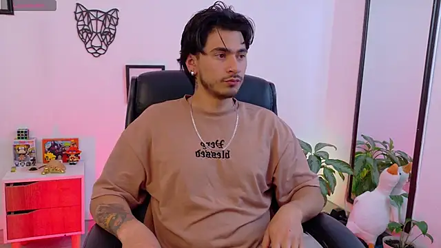 Онлайн чат XXX Elian_savoy