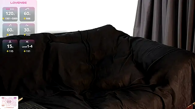 Jonathan___123 élő XXX-chatje