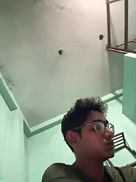 Pertunjukan Kamera Web Hornyksg