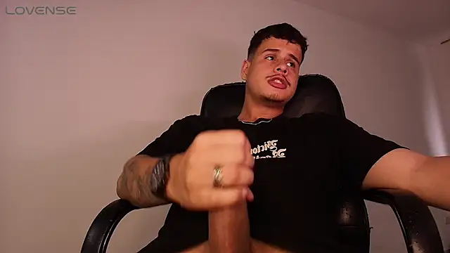 دردشة BjornSteel الجنسية المباشرة