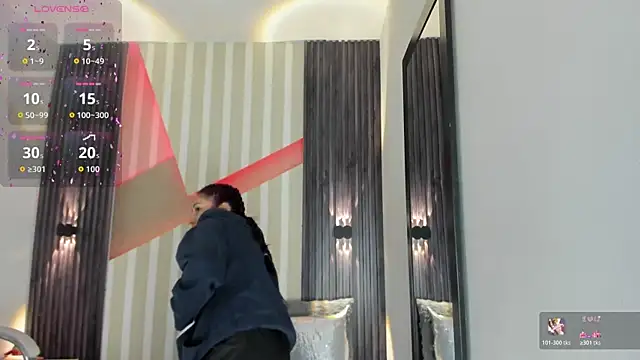 emily_layton's Live XXX Chat