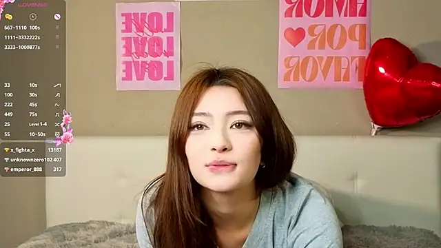 LaurelLeier: онлайн-секс-чат