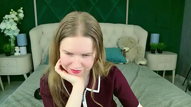 XXX chat uživo modela Alida_Brice