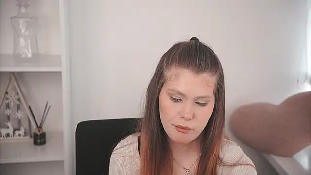 Chatroom XXX en direct de MarnieWootan