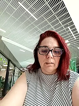 pulpeuse64's Live XXX Chat