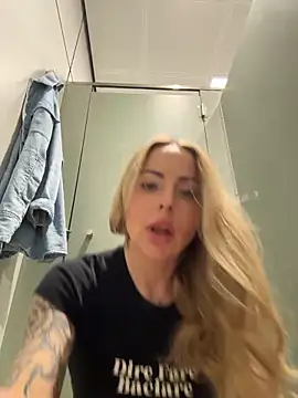 EmaSalis 现场XXX聊天