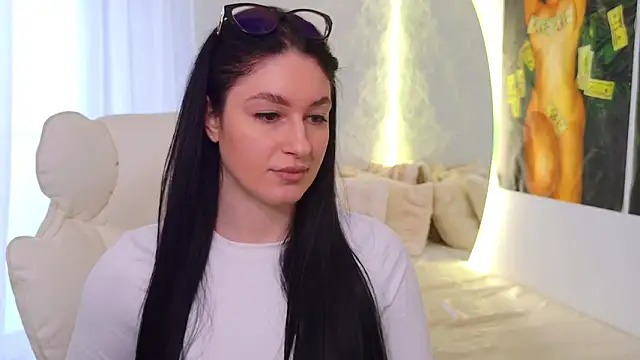 moniqque – Naživo XXX chat