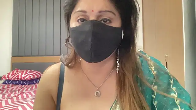 sassypooja Chat XXX in diretta