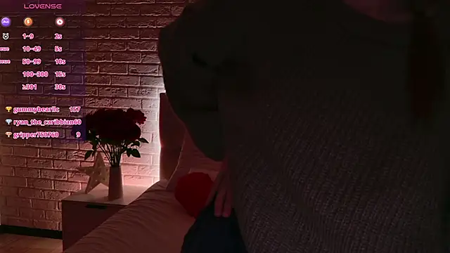 Chat XXX en directo de LiraKink