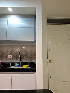 Вебкам-шоу Madisson_0-9