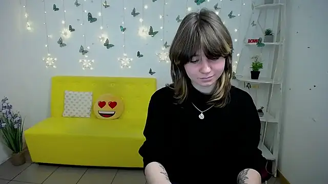 AnnaWest_ Chat XXX in diretta