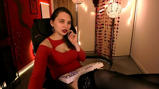 TessaMill's Live XXX Chat