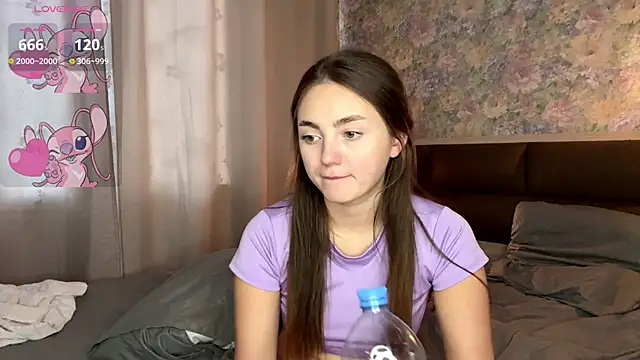 LoraDavi: онлайн-секс-чат