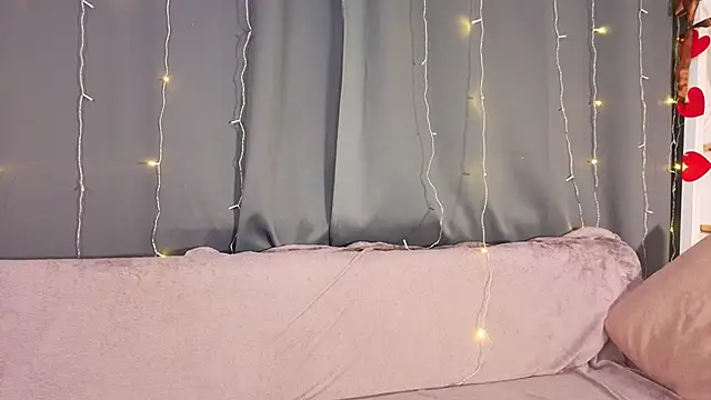 IvetteLabore Adlı Modelin Canlı XXX Sohbeti