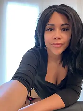 XXX chat uživo modela HaileyDiana