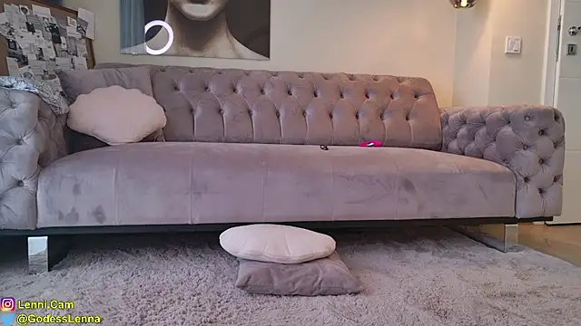 Lenna_Godess 即時 XXX 聊天