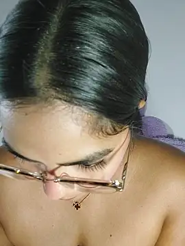 missmelissa_ Adlı Modelin Canlı XXX Sohbeti