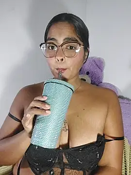 Онлайн чат XXX missmelissa_