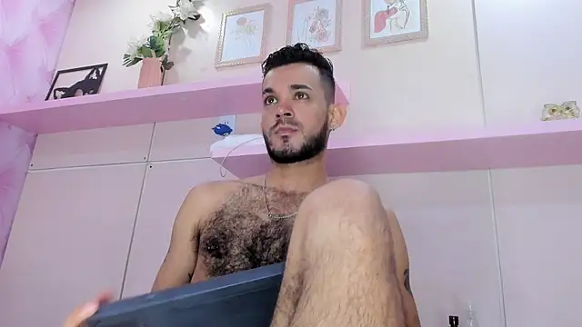 EthanGrey: онлайн-секс-чат