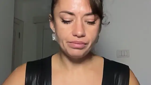 Roriann লাইভ XXX চ্যাট