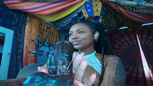 แชท XXX สดของ ElizaGrey_