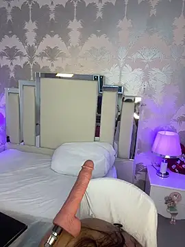 Miliaangeles live XXX chat