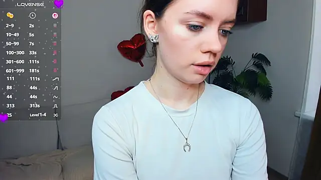 AngelesBenitz: онлайн-секс-чат