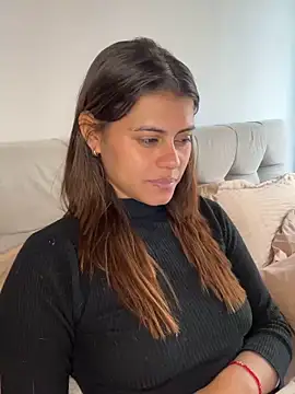 RachelWeisz_: онлайн-секс-чат