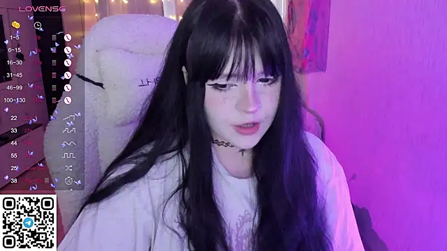 SelenaCute Live XXX-Chat