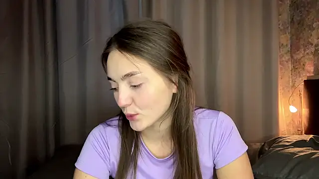 Czat XXX na żywo – LoraDavi