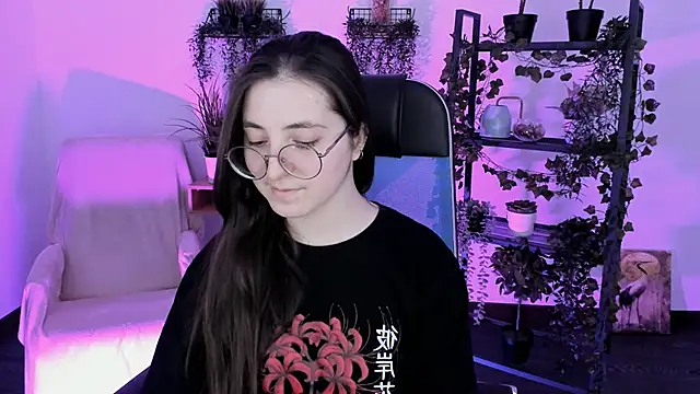 Chat +18 de VirtuallVoyant ao vivo