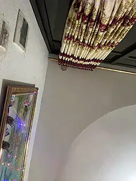 Nhung584 Webcam show