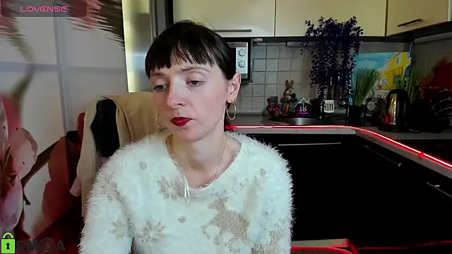 TayanaJons Adlı Modelin Canlı XXX Sohbeti