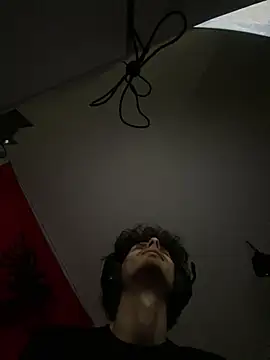 Albino1122 Webcam Show