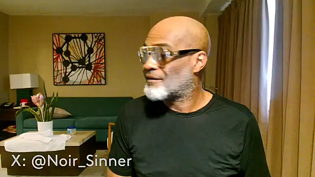 Онлайн чат XXX sinnernoir