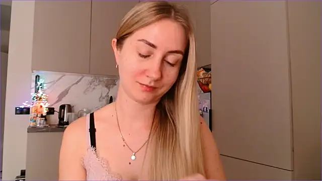 BluueSilk লাইভ XXX চ্যাট