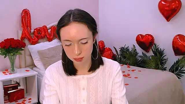 foreversleepyhead Live XXX Chat