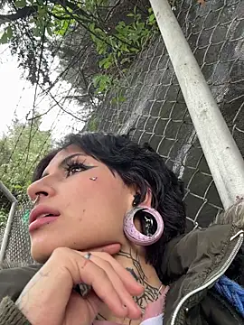 Rainnbow_ Live XXX Chat