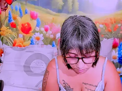 indianroxy 即時 XXX 聊天