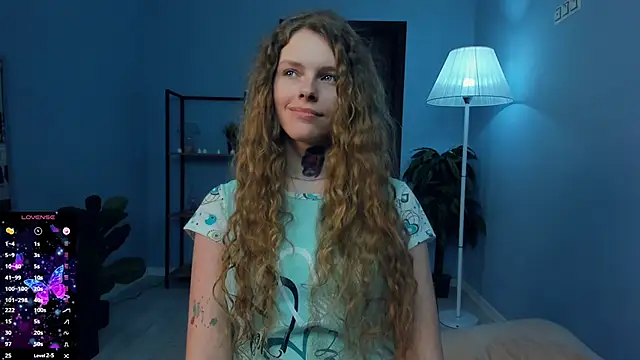 RayaNenlia Live XXX Chat