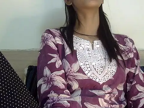 JASMINE__09 élő XXX-chatje