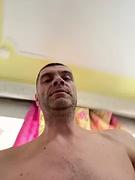 DOMINATOR_SIR-MASTER élő XXX-chatje