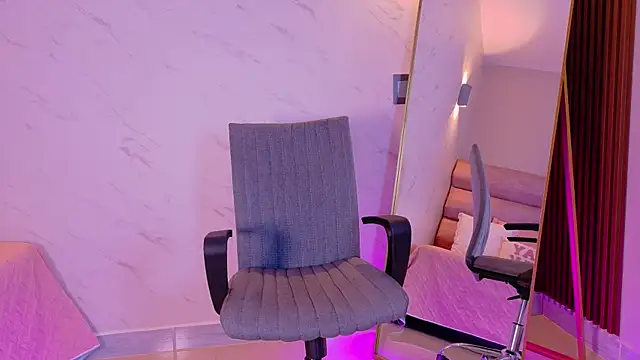 We_DM Chat XXX in diretta