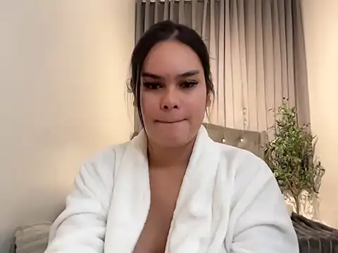 enourmousSAM – Naživo XXX chat