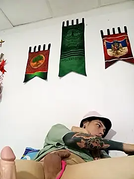 blackninja66: вебкам-шоу